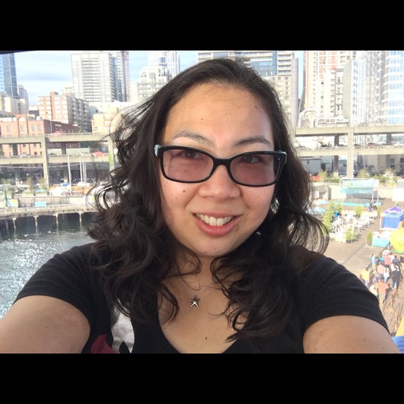 Meet your Posher, Karen - Picture 8 of 9